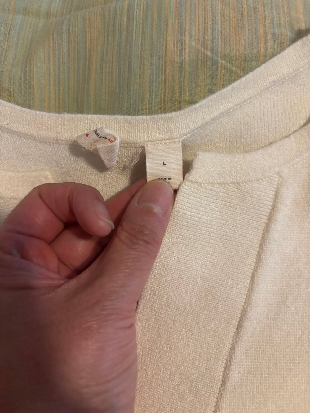 Moth by Anthropologie 3/4 sleeve split neck sweater (L) - Picture 5 of 9